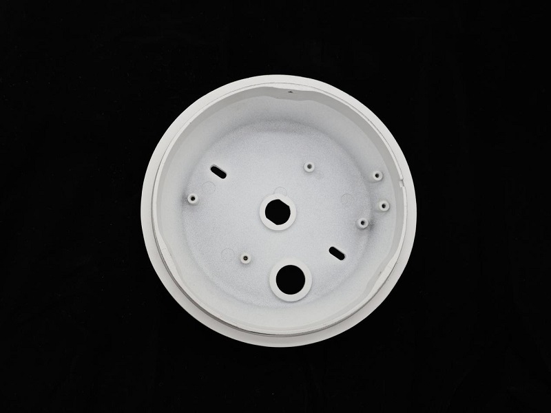 การหล่อแบบหล่อสำหรับอุปกรณ์ส่องสว่างสำหรับการใช้งานกลางแจ้งจำเป็นต้องเป็นไปตามข้อกำหนดในการป้องกันอะไรบ้าง